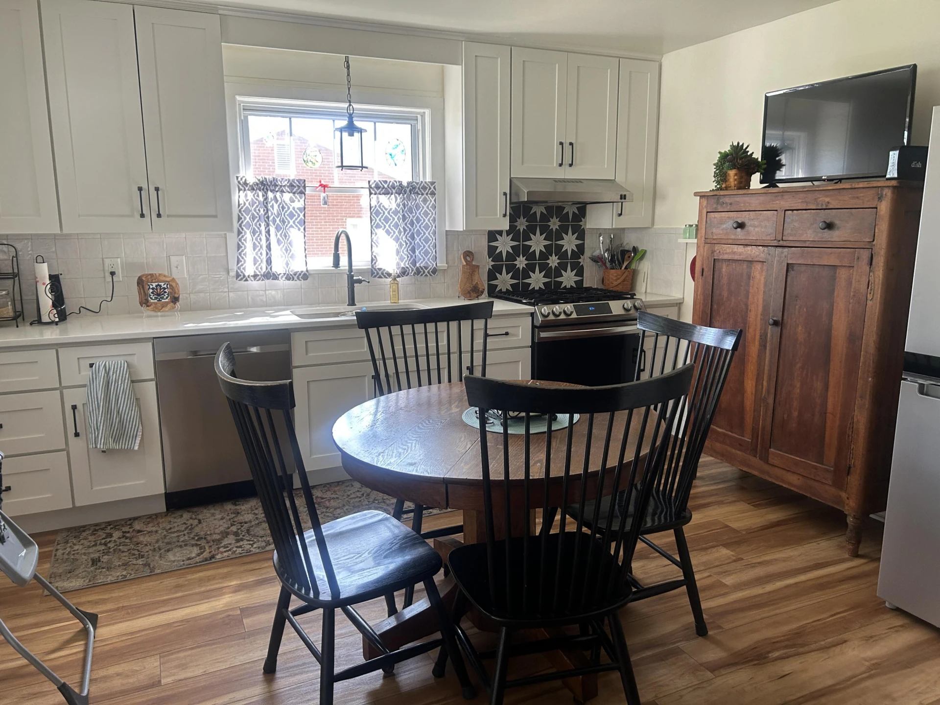1030 Anderson St - Photo 15