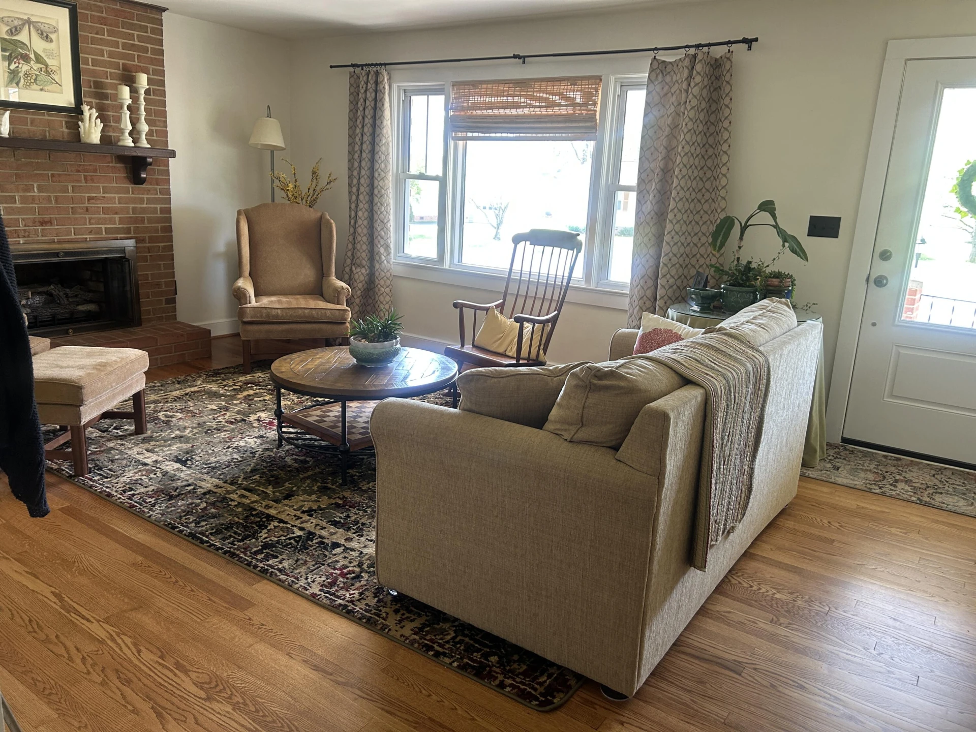 1030 Anderson St - Photo 7