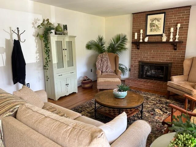 1030 Anderson St - Photo 8