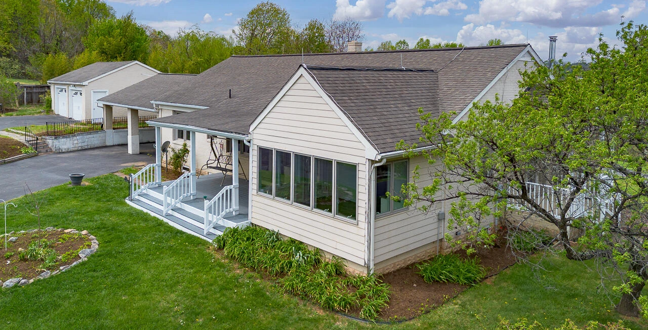 120 Red Hill Rd