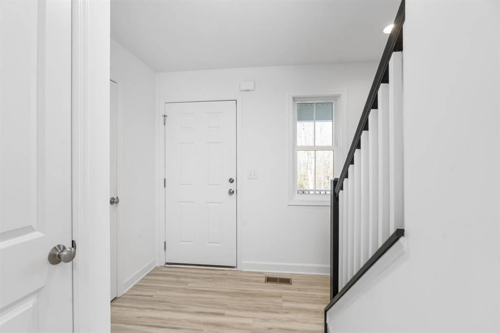 418 Campbell St - Photo 3