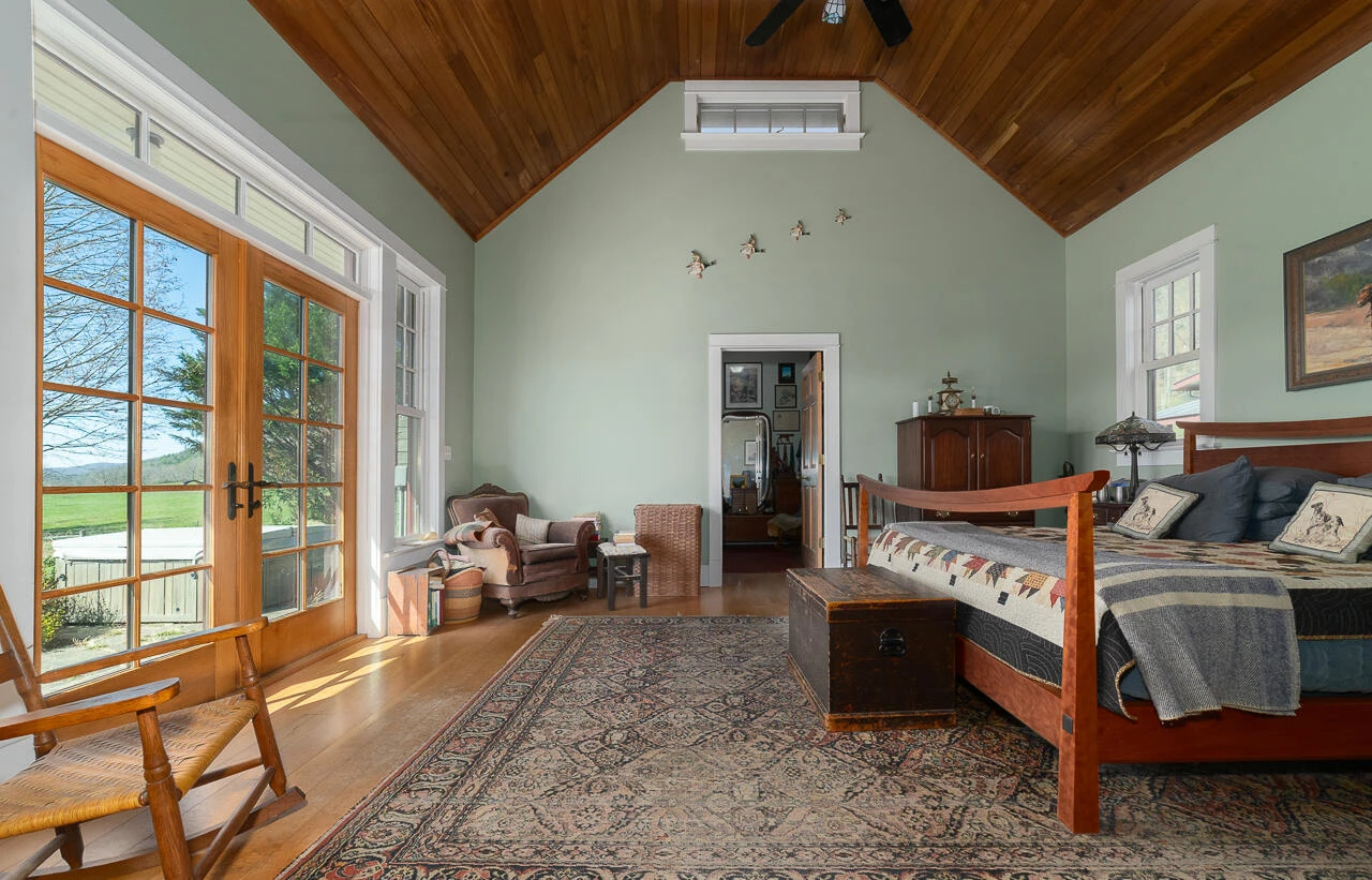 10245 Cowpasture River Rd - Photo 11