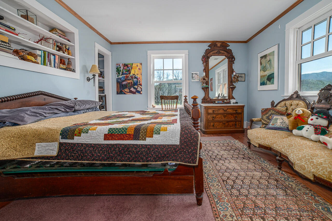 10245 Cowpasture River Rd - Photo 18