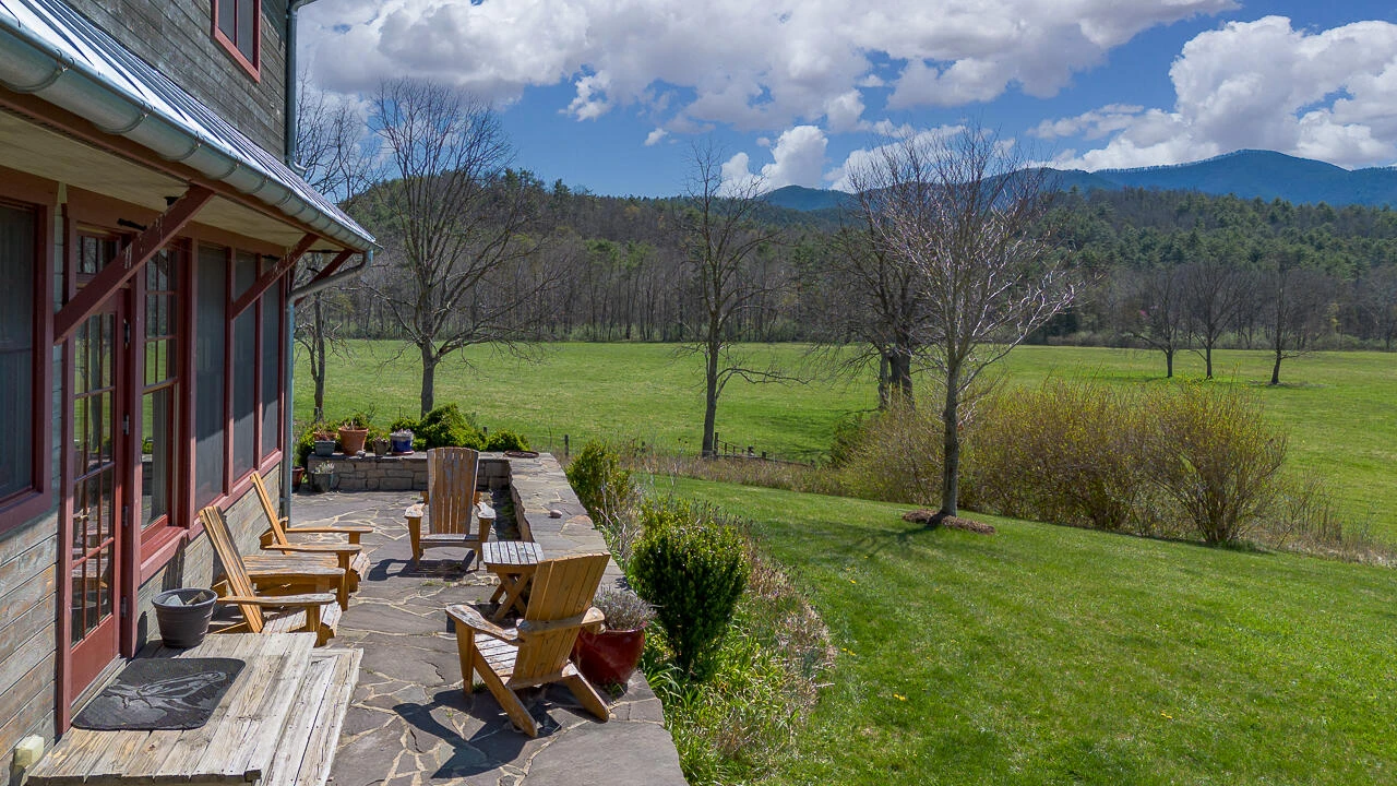 10245 Cowpasture River Rd - Photo 23