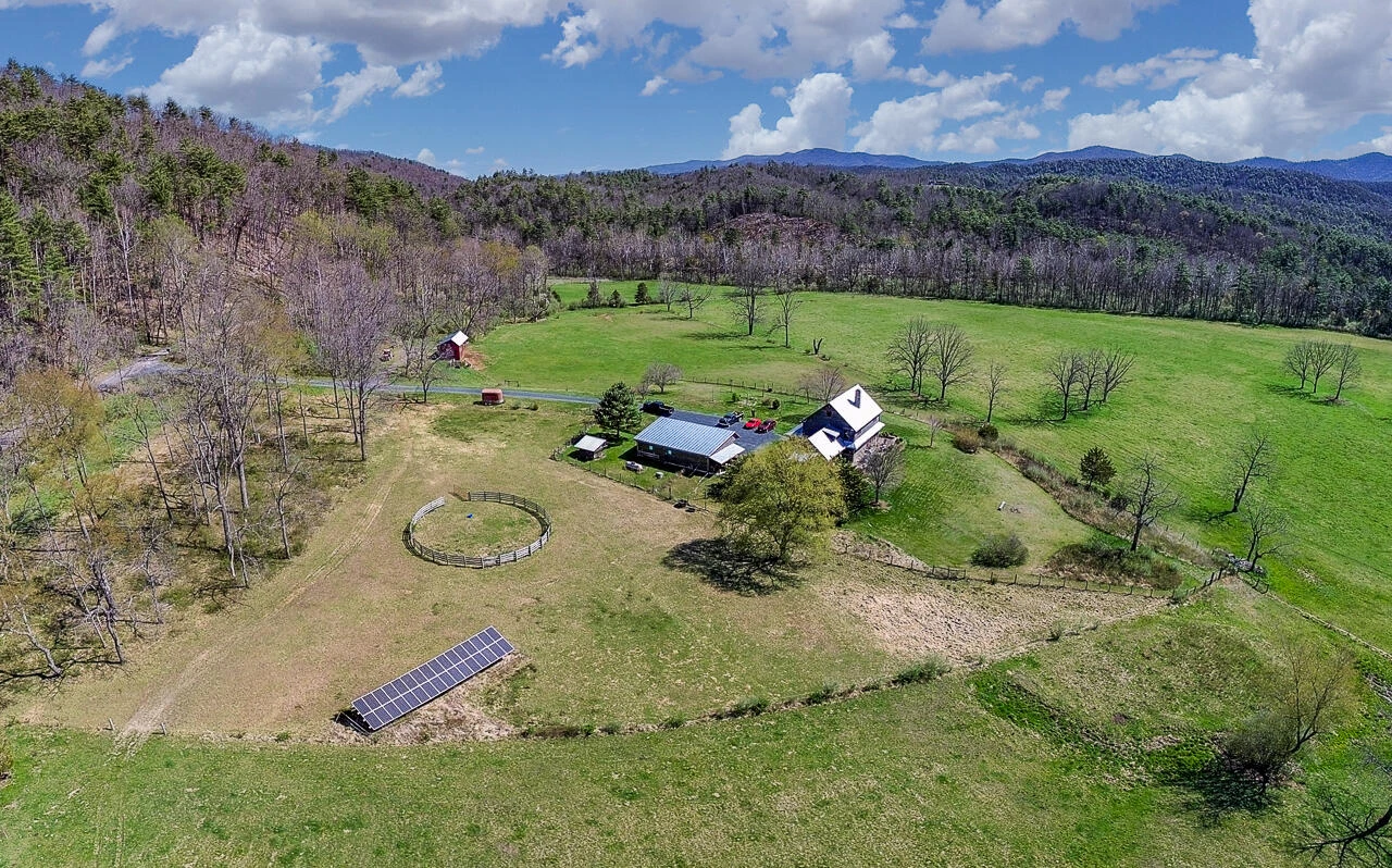 10245 Cowpasture River Rd - Photo 48