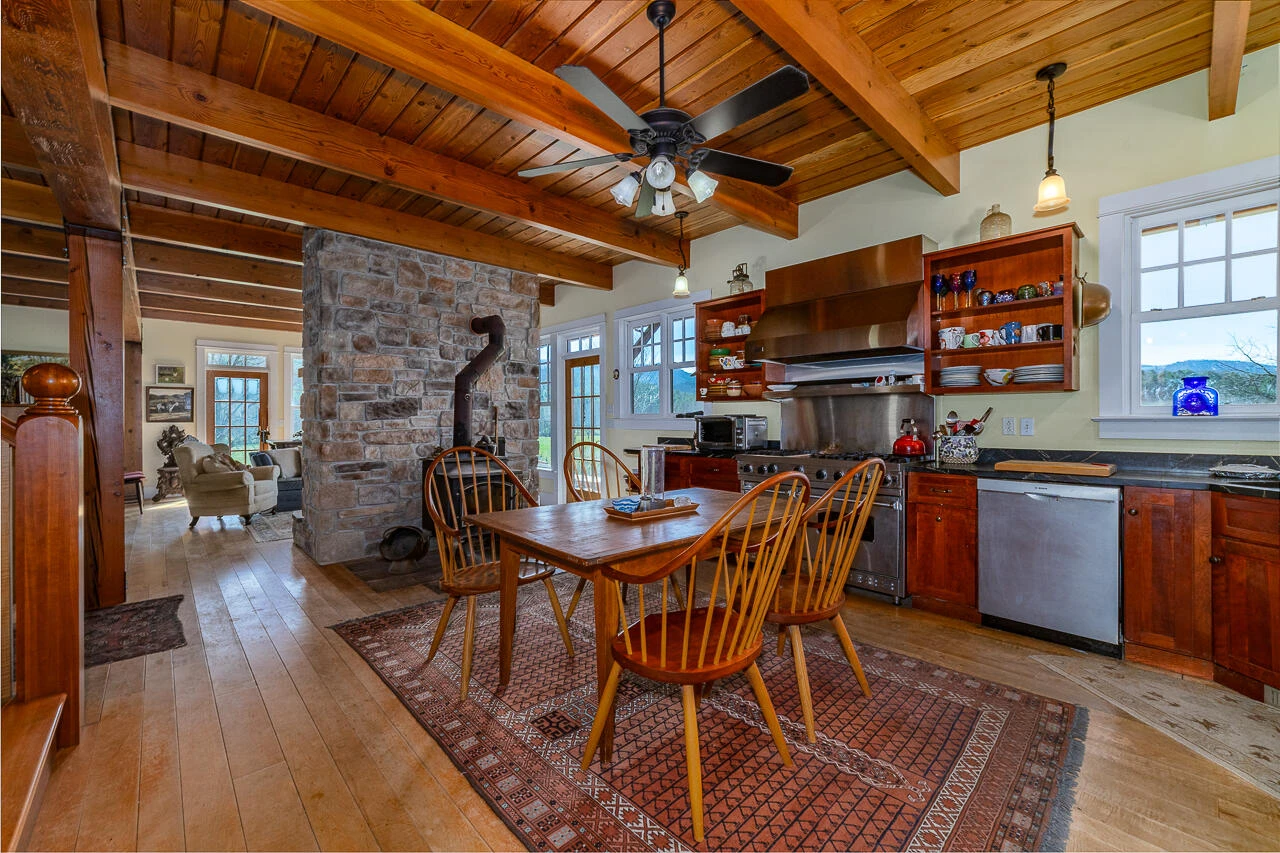 10245 Cowpasture River Rd - Photo 9