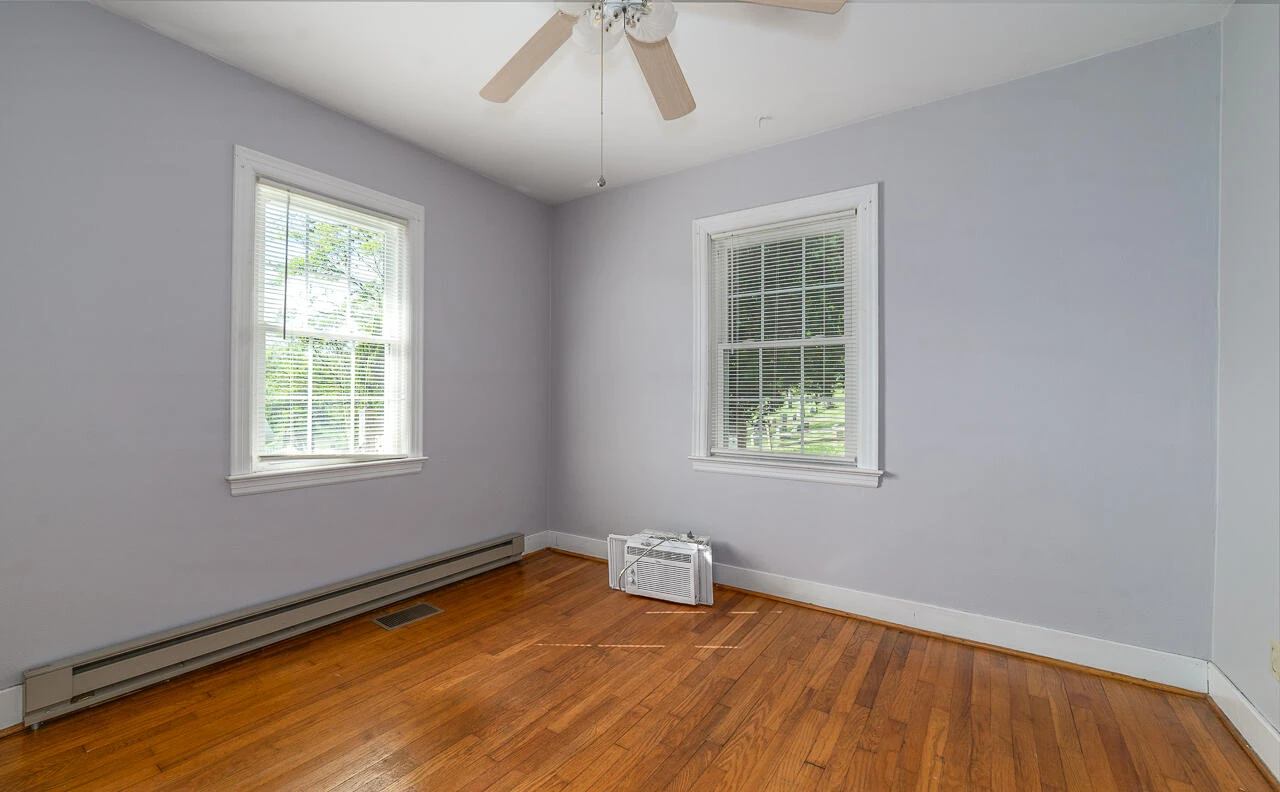 110 E MCDOWELL St - Photo 11