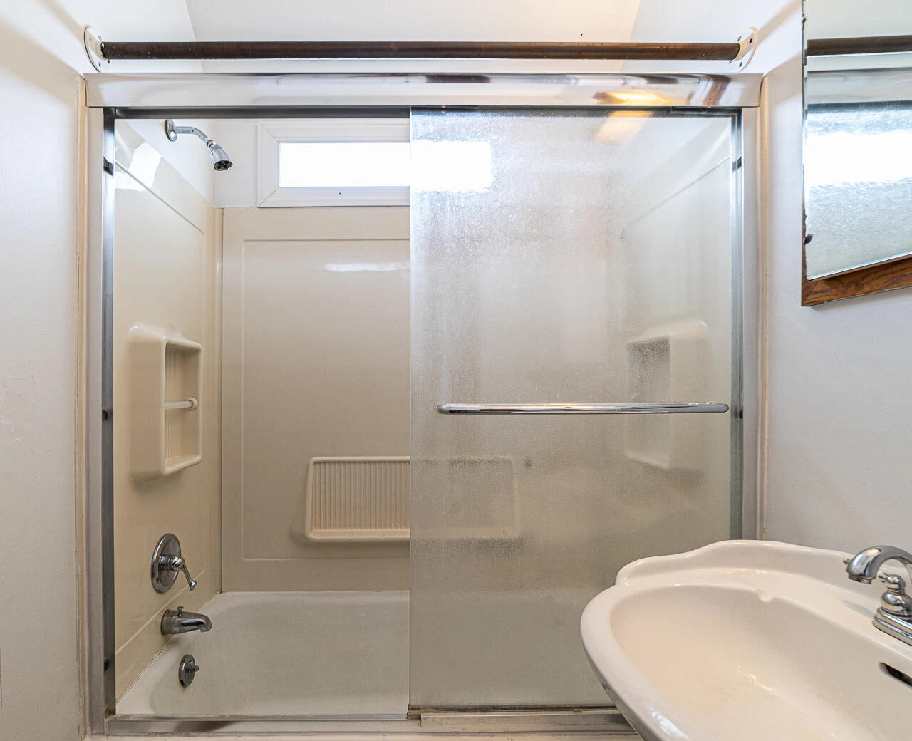 110 E MCDOWELL St - Photo 13