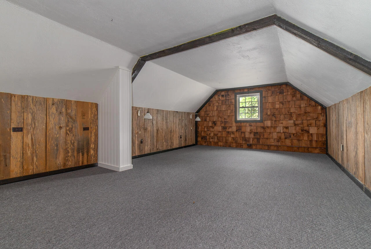 110 E MCDOWELL St - Photo 16