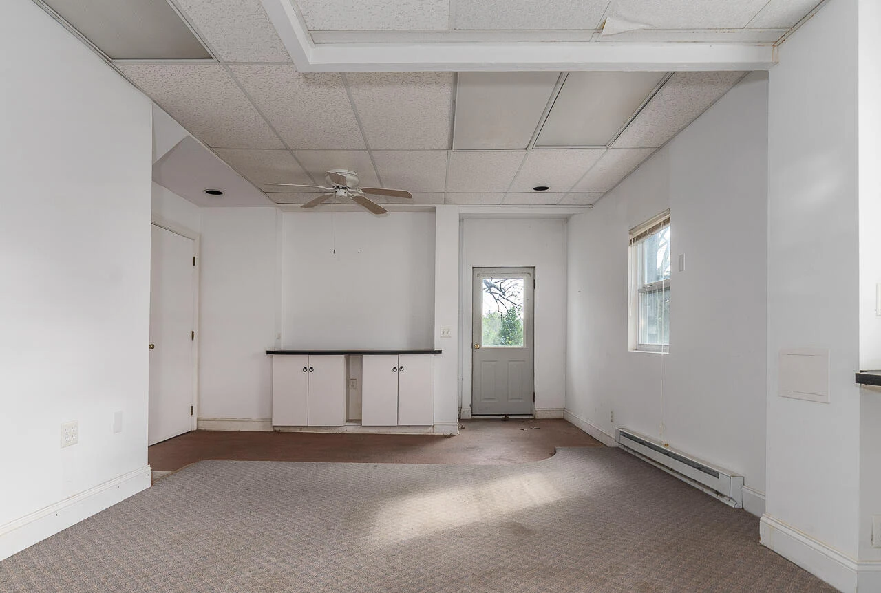110 E MCDOWELL St - Photo 20