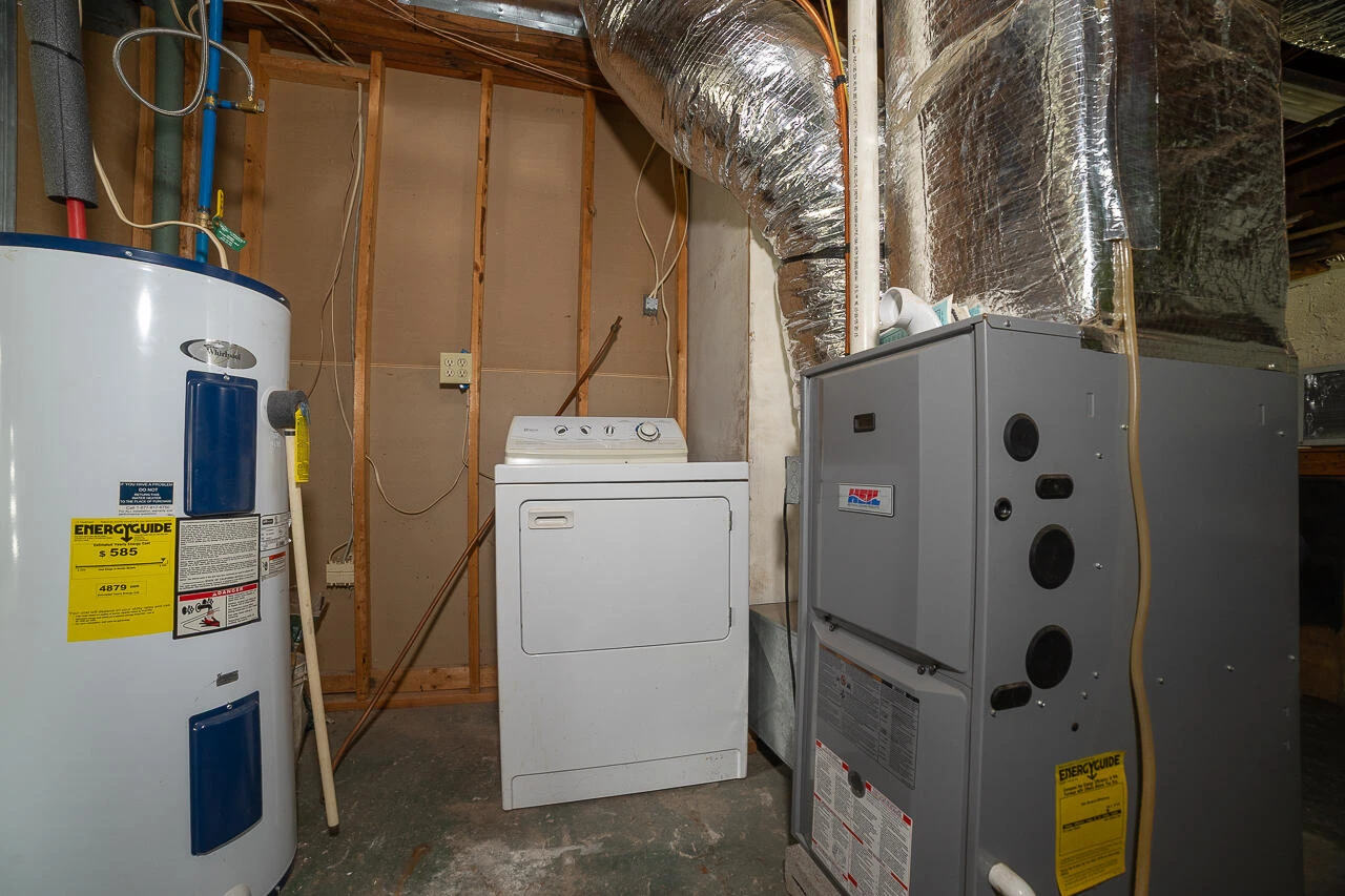 110 E MCDOWELL St - Photo 22