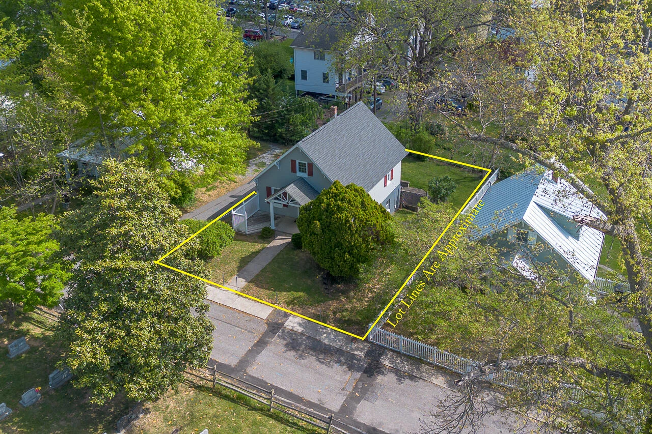110 E MCDOWELL St - Photo 3