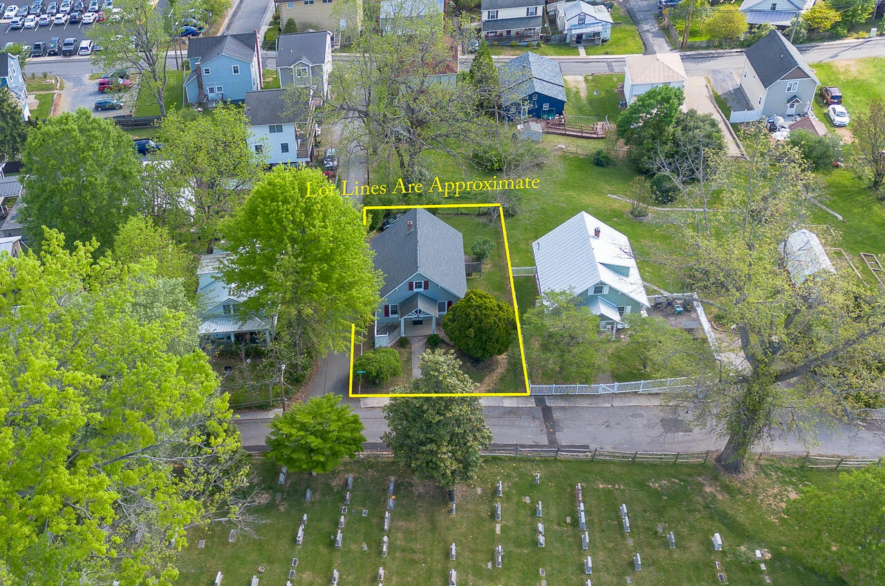 110 E MCDOWELL St - Photo 4