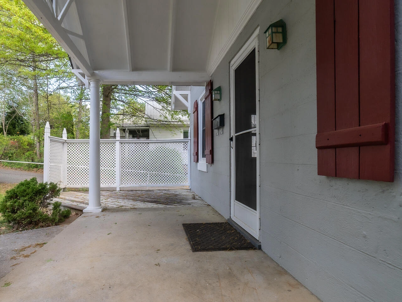 110 E MCDOWELL St - Photo 5