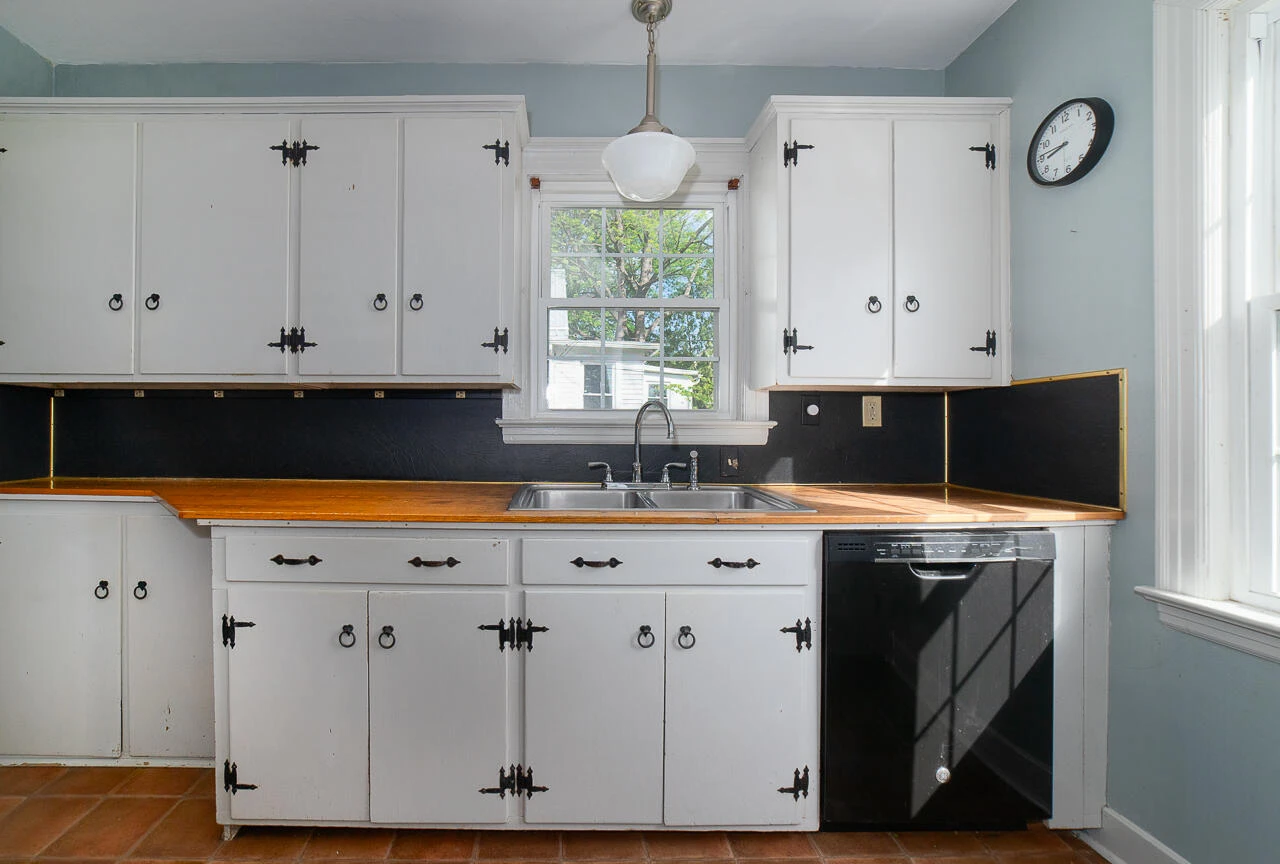 110 E MCDOWELL St - Photo 9
