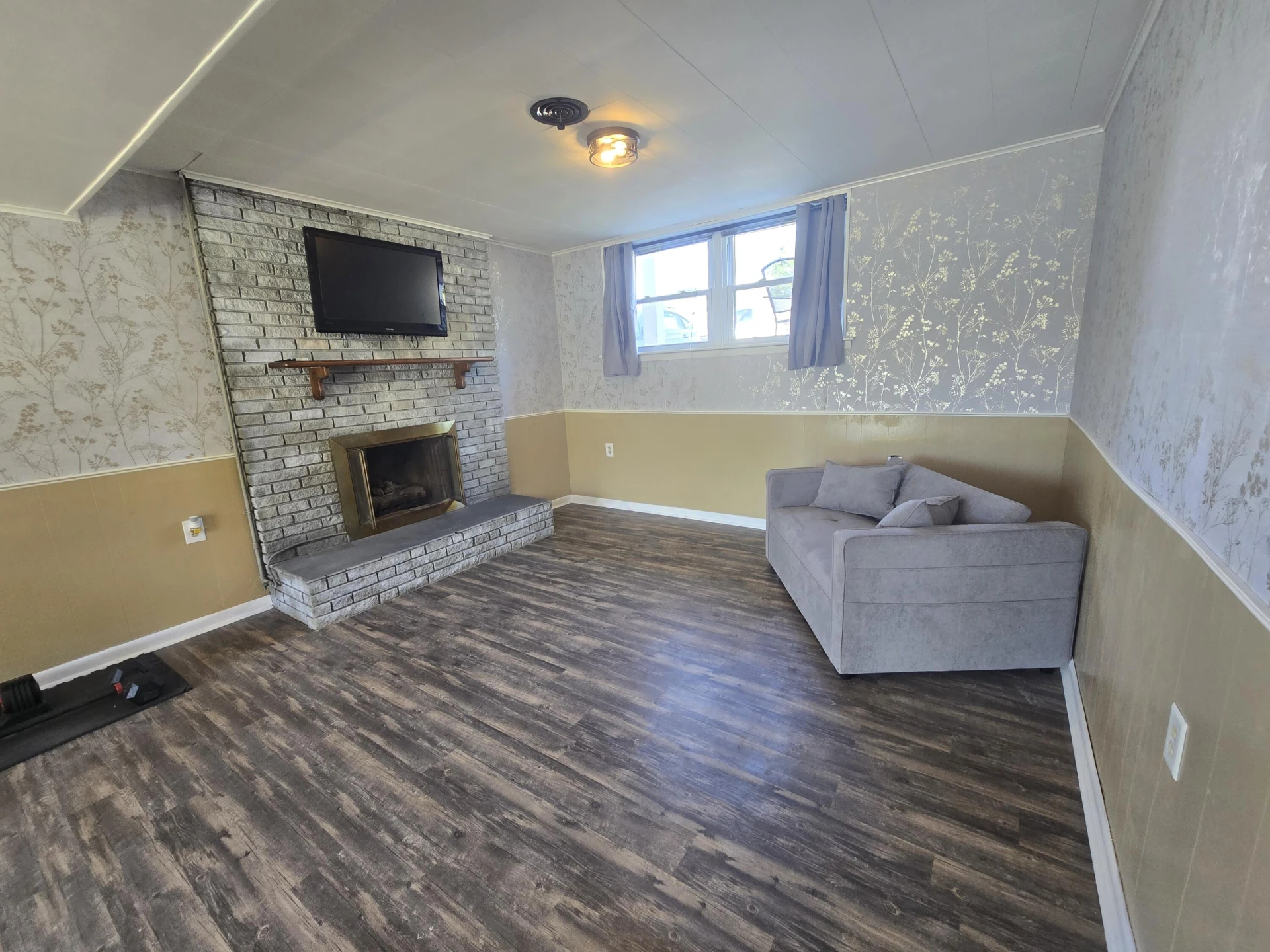 429 E Fairlawn Dr - Photo 15
