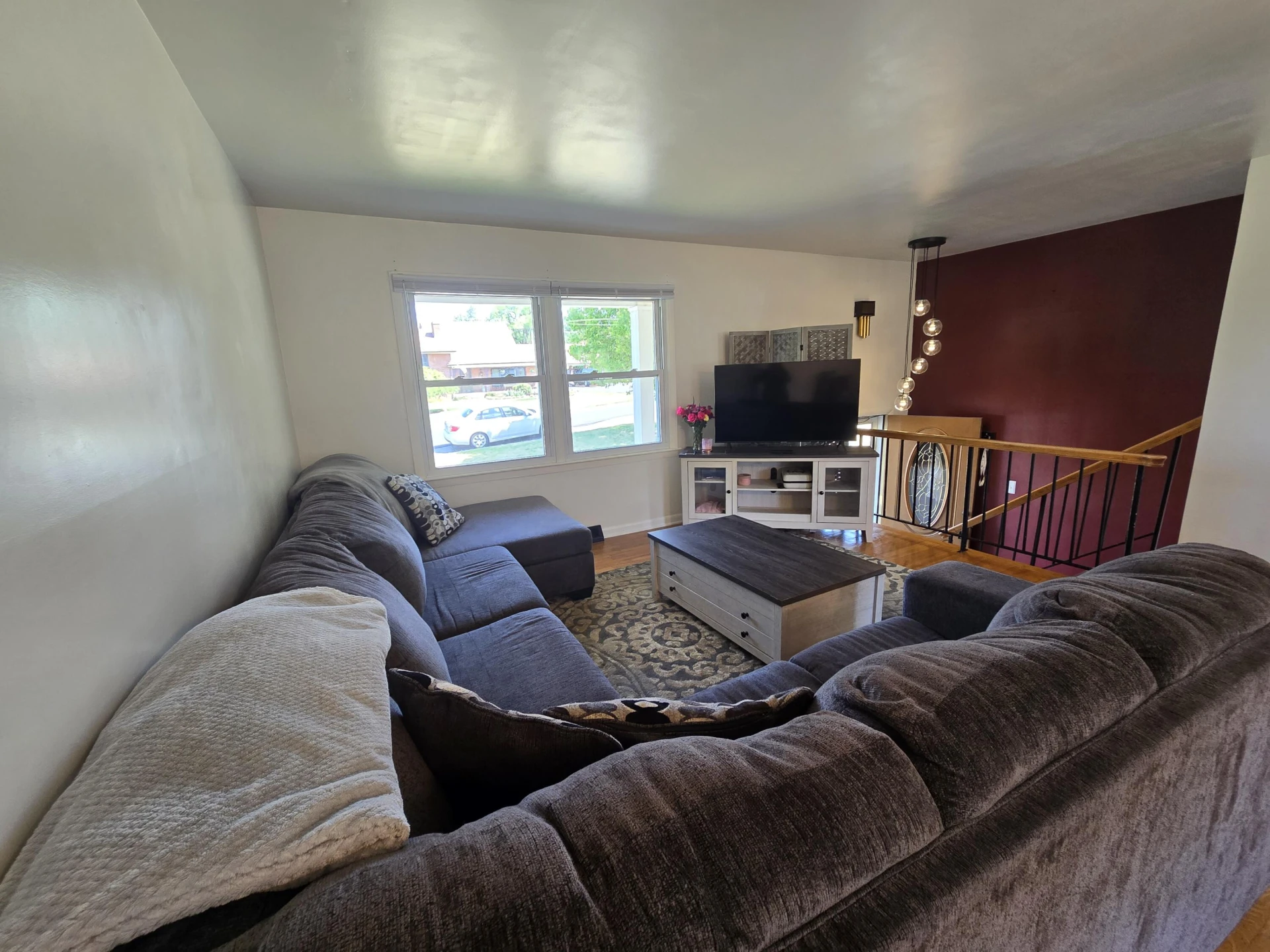 429 E Fairlawn Dr - Photo 4