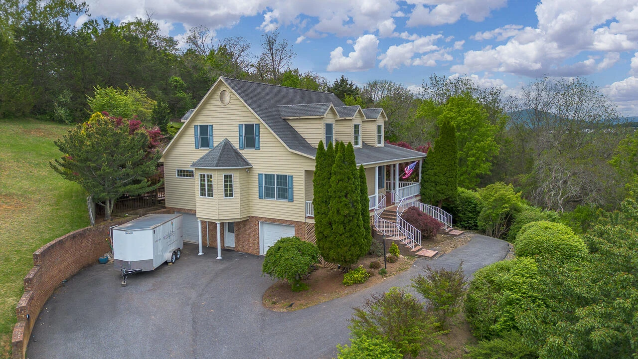 9 Hamilton Dr - Photo 2