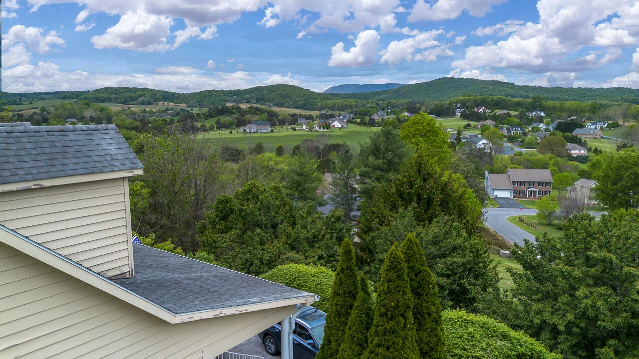 9 Hamilton Dr - Photo 4