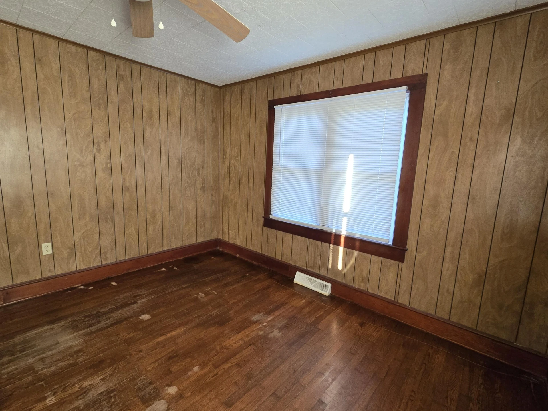 712 Gordon St - Photo 10