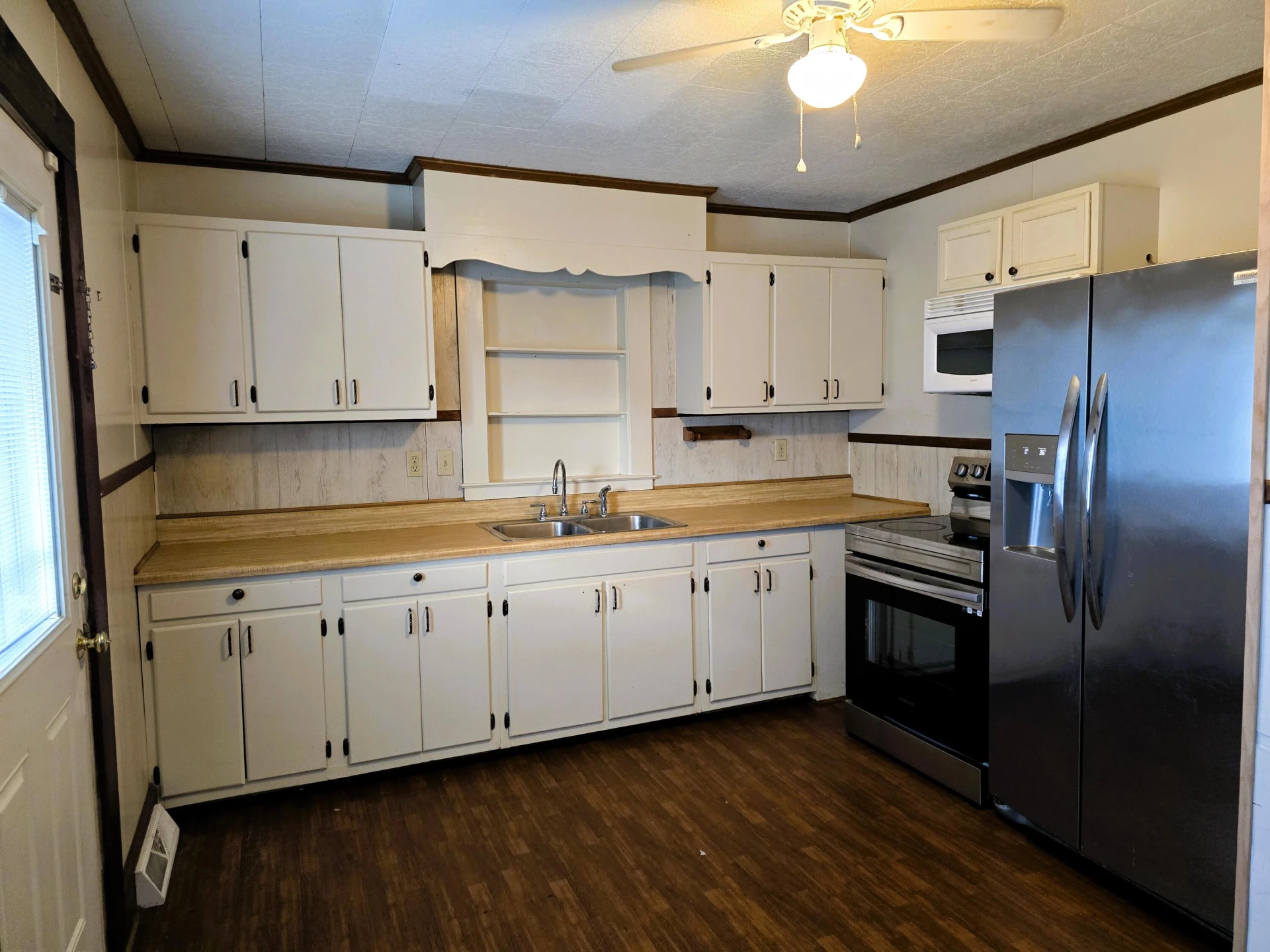 712 Gordon St - Photo 6