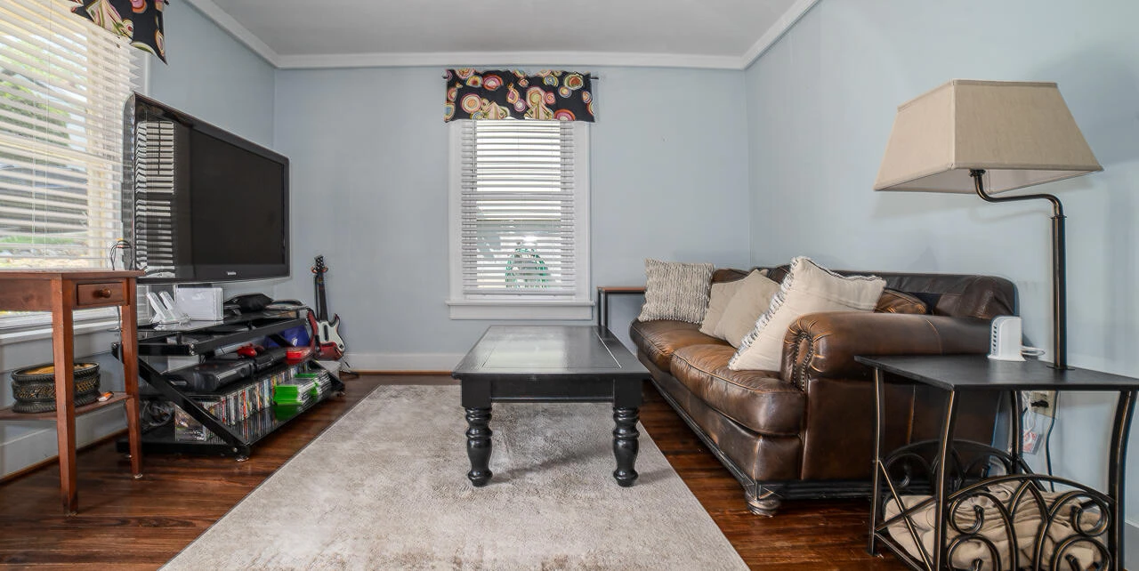 214 Maury St - Photo 11