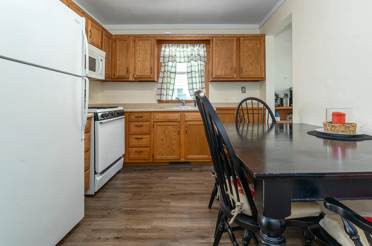214 Maury St - Photo 12