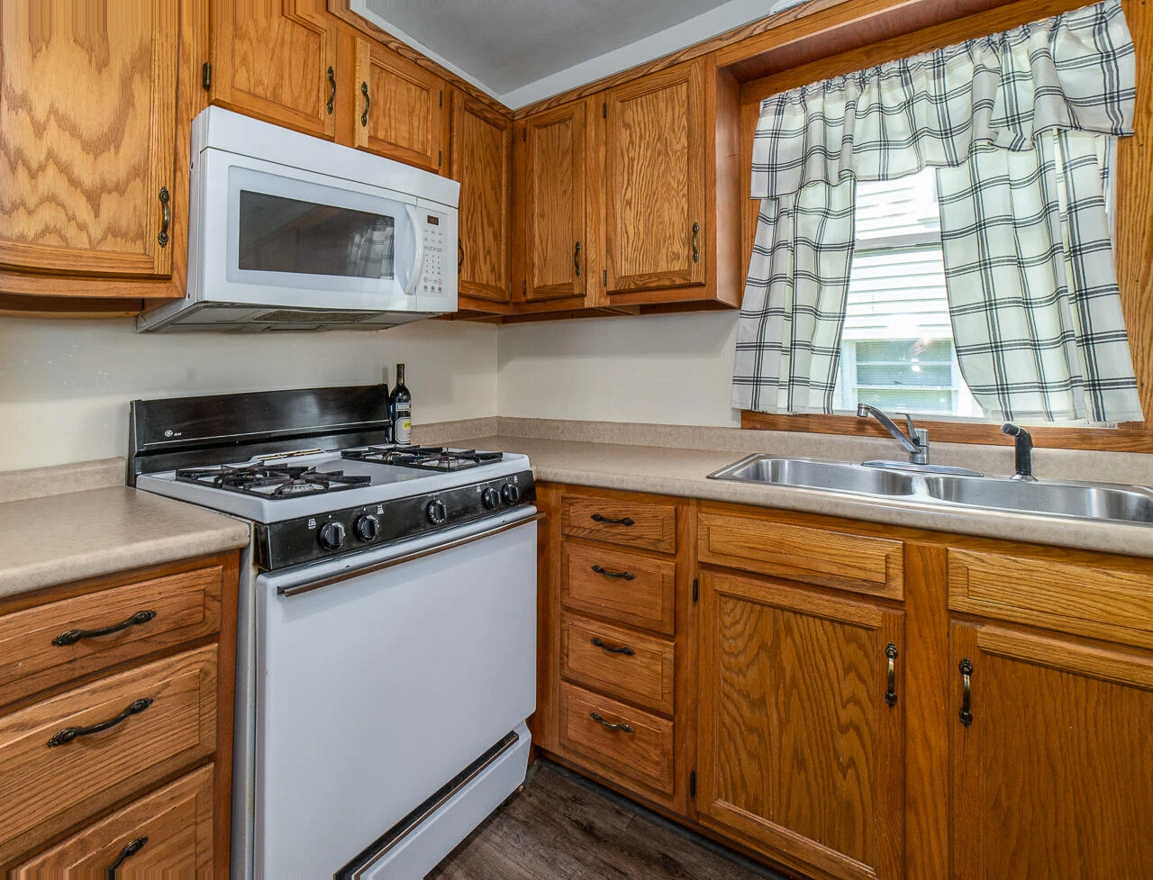 214 Maury St - Photo 14