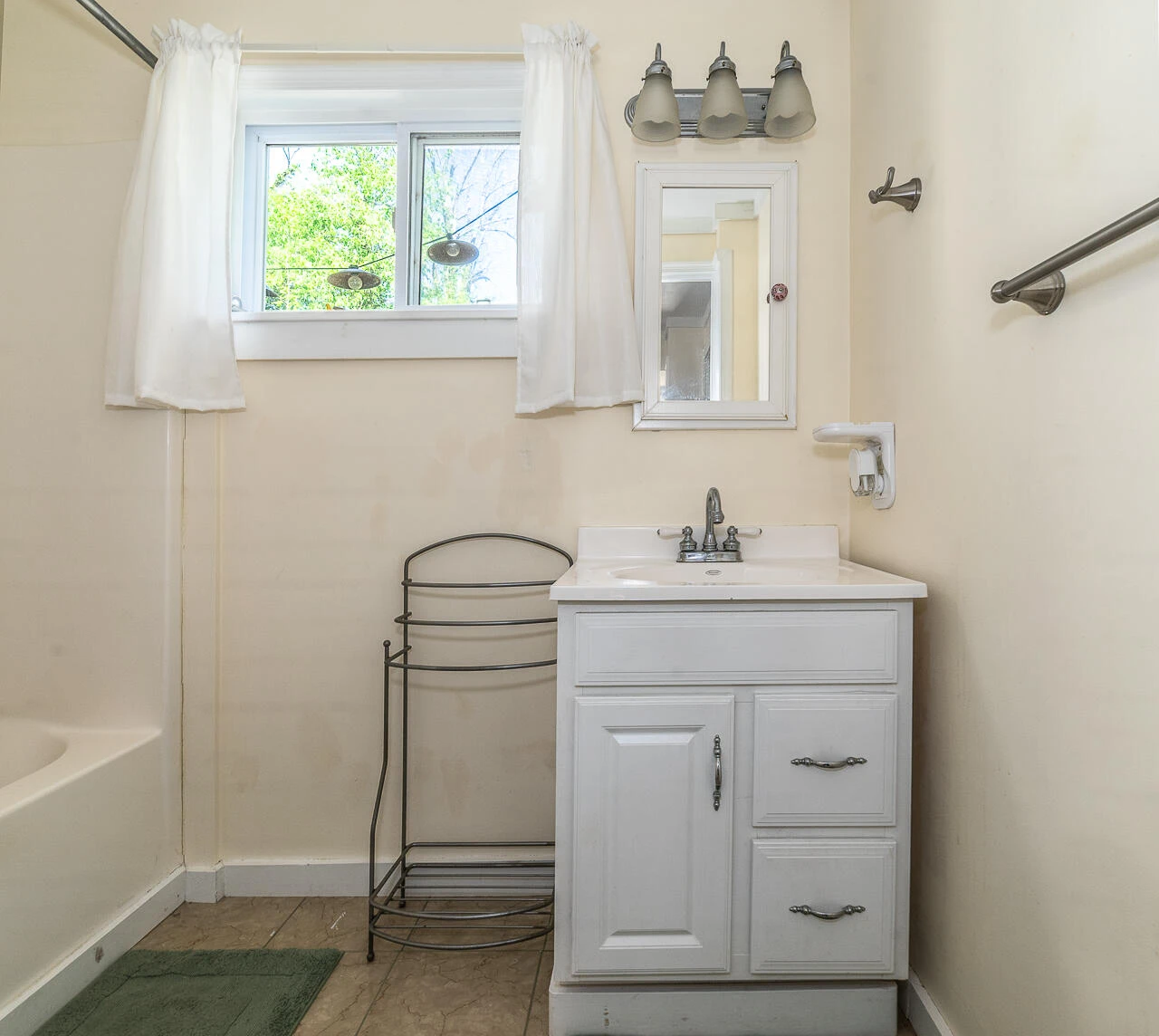 214 Maury St - Photo 19