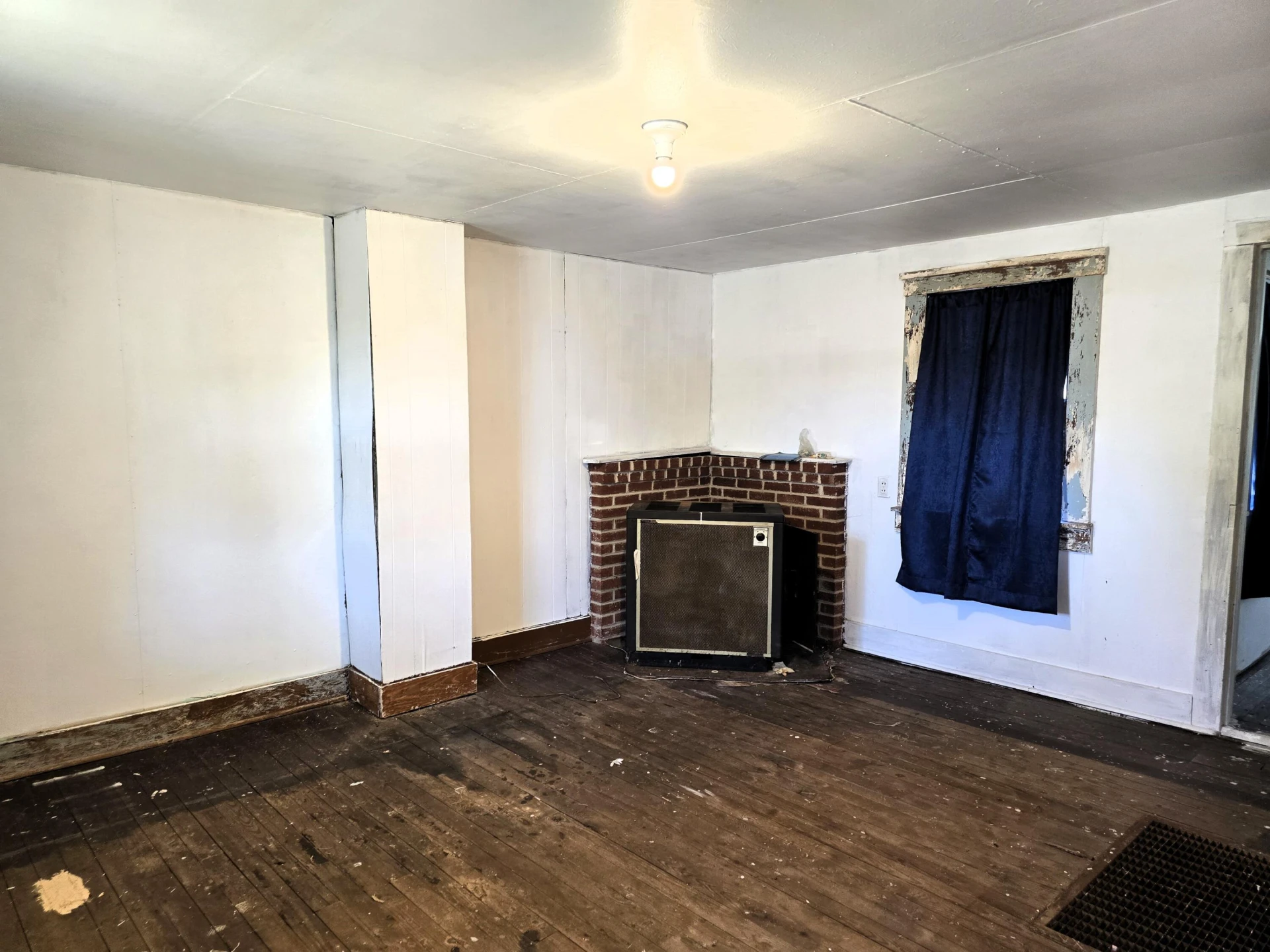 2174 Birch Ave - Photo 2