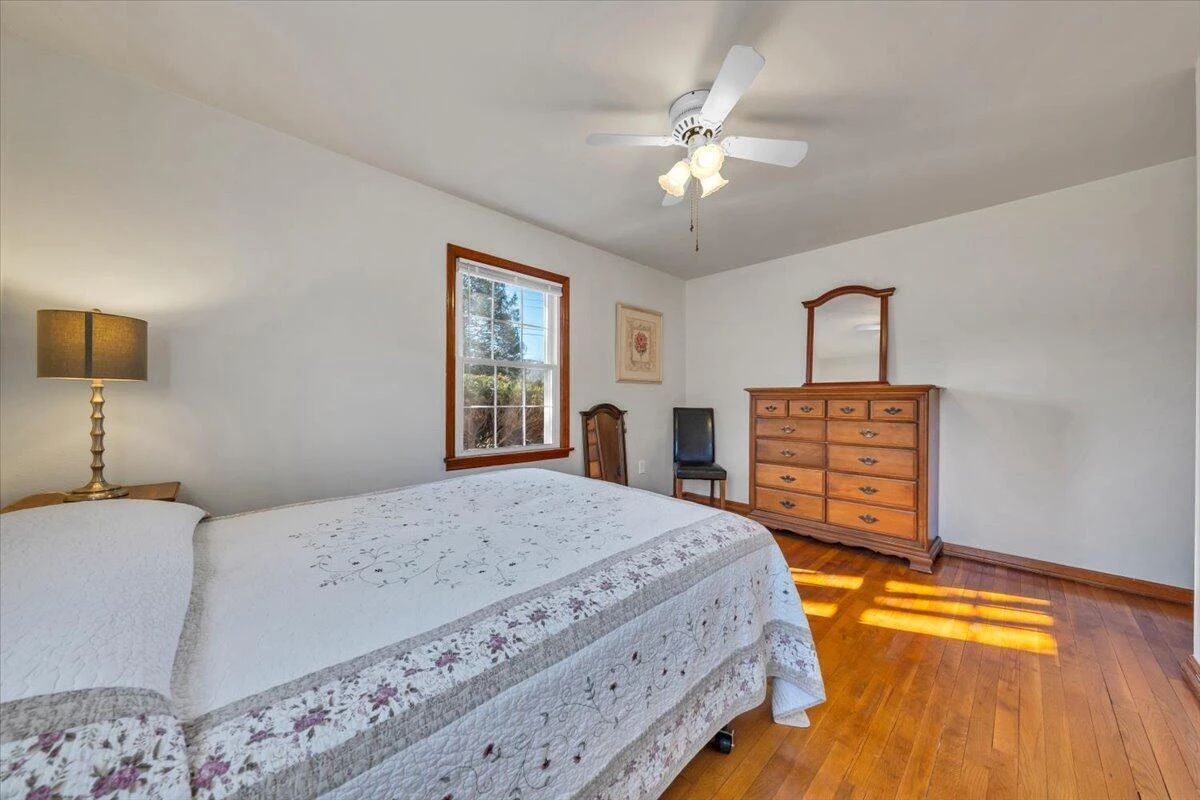 1846 Pineview Dr - Photo 17