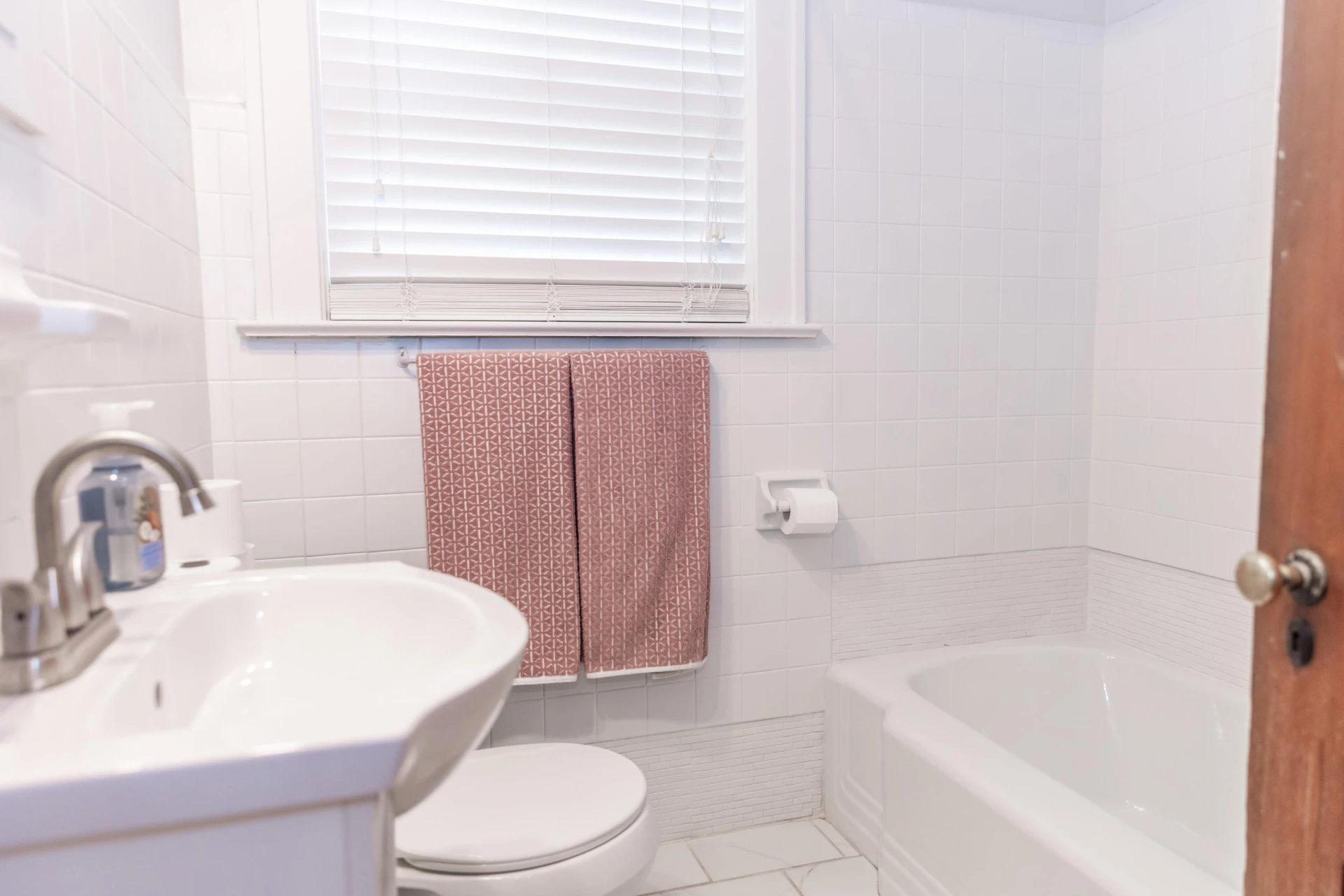 2326 Chestnut Ave - Photo 29