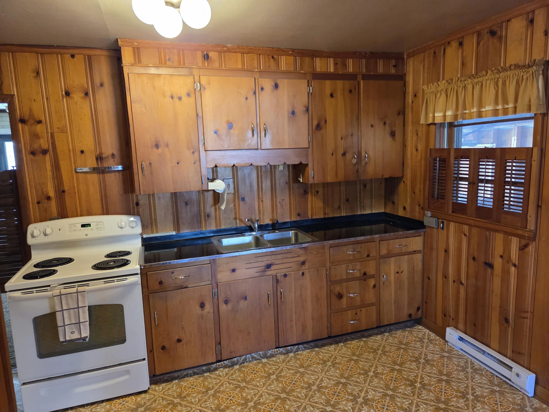 411 S Craig Ave - Photo 6
