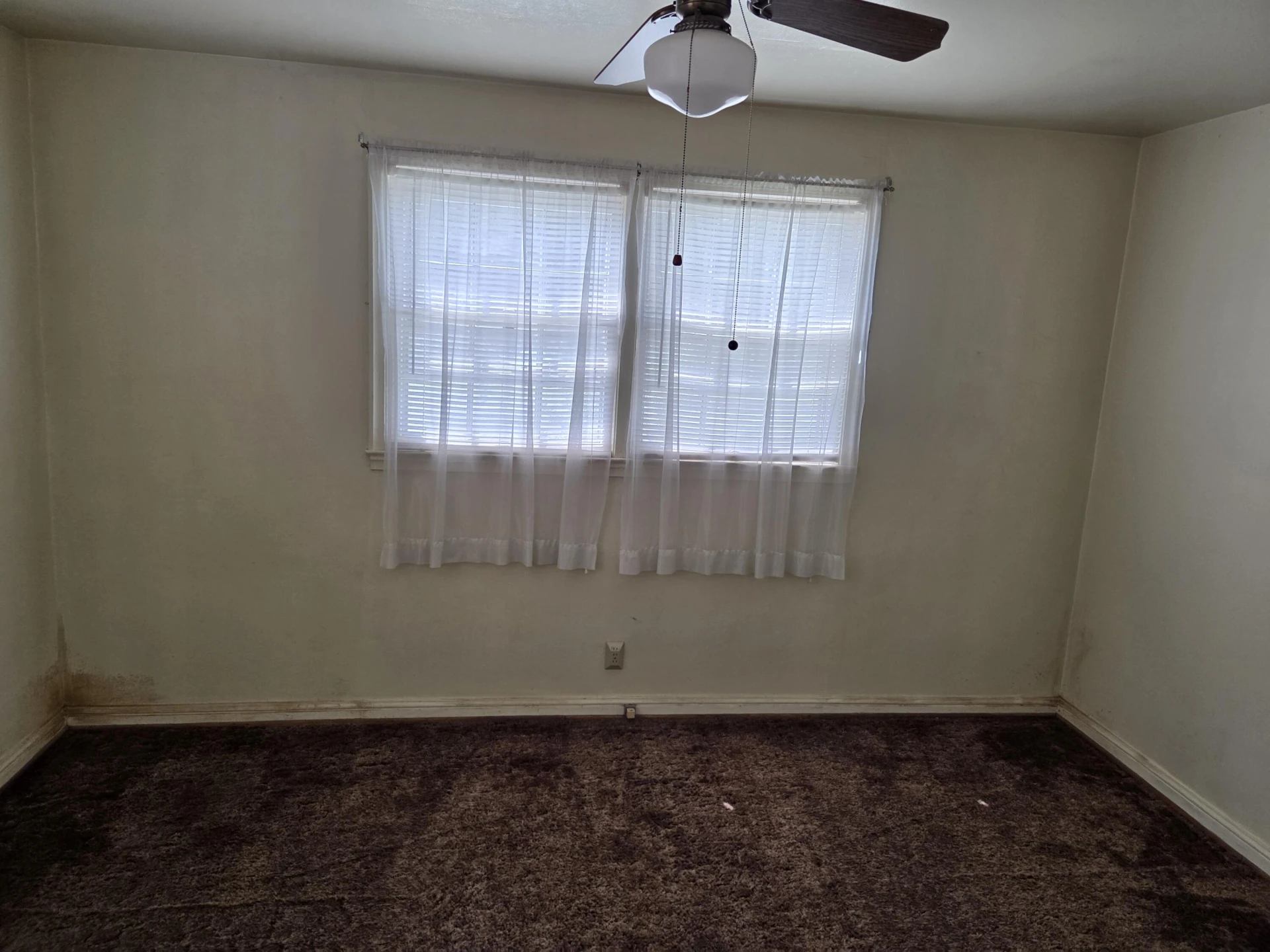 411 S Craig Ave - Photo 9