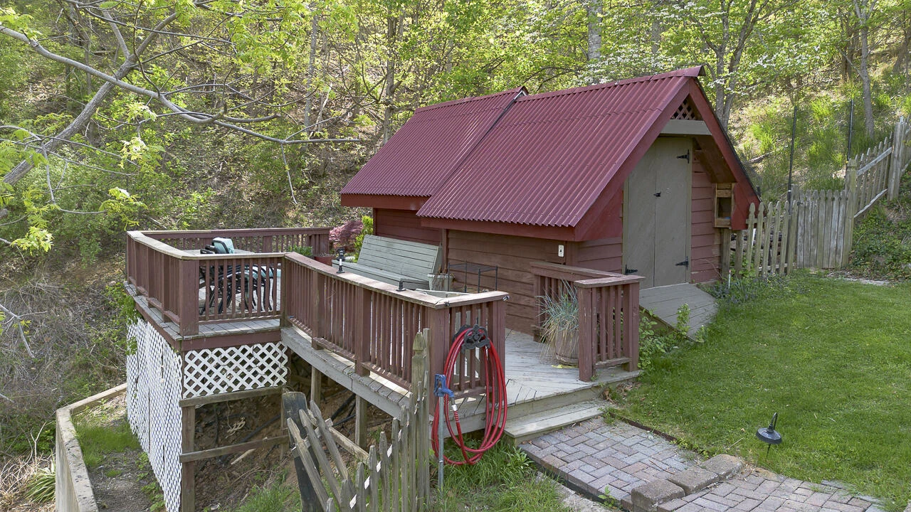 311 Higgins Hollow Rd - Photo 23