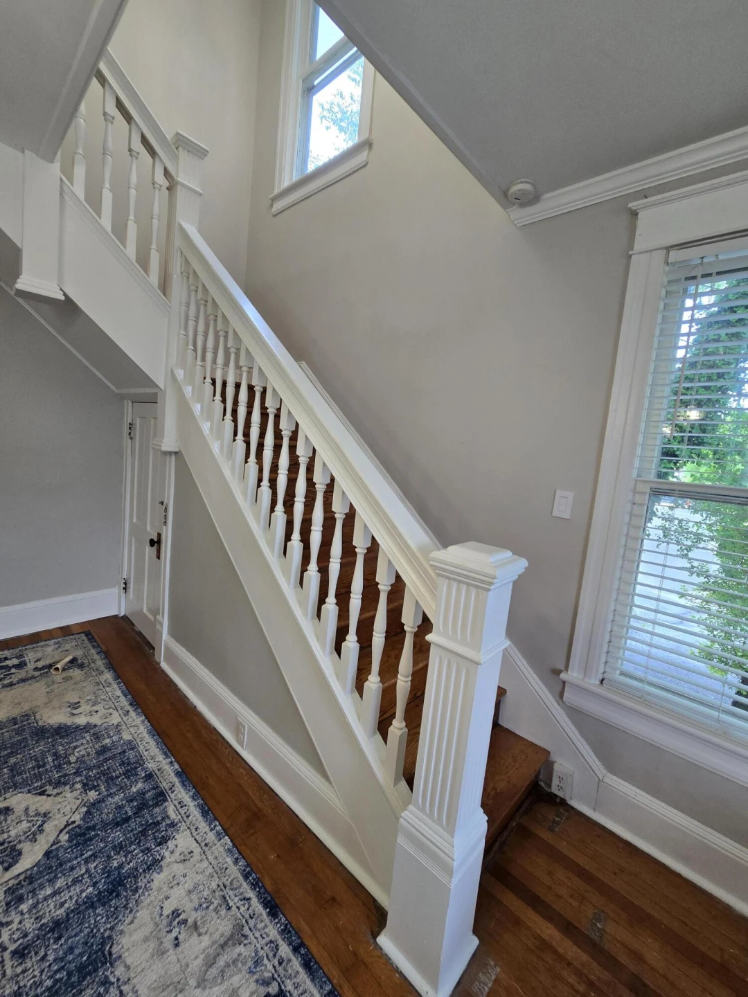 223 W Locust St - Photo 15