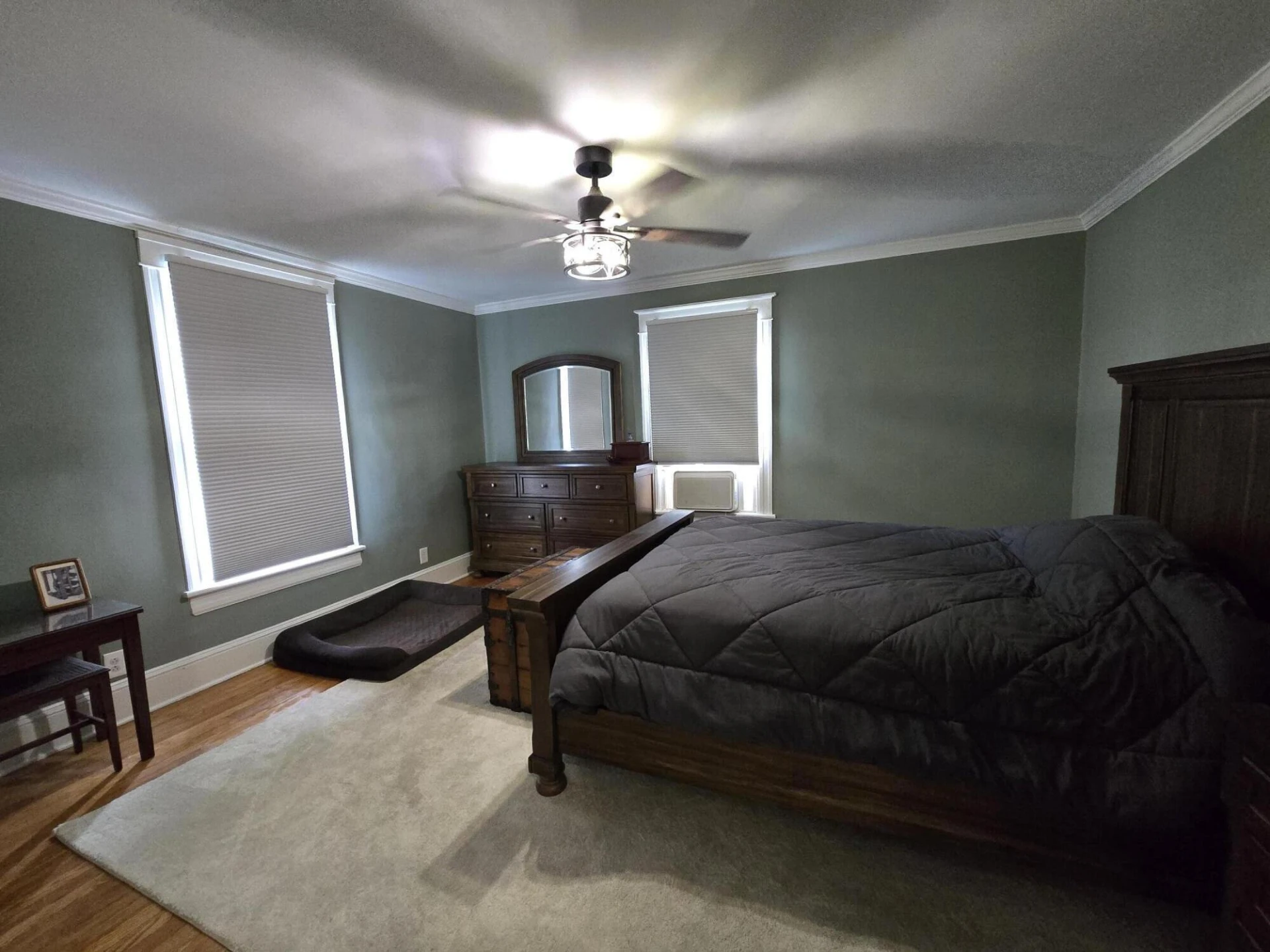 223 W Locust St - Photo 21