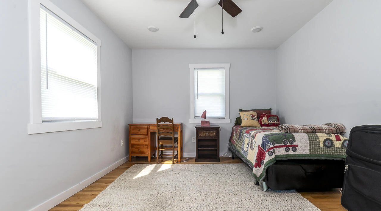 301 Walker St - Photo 20