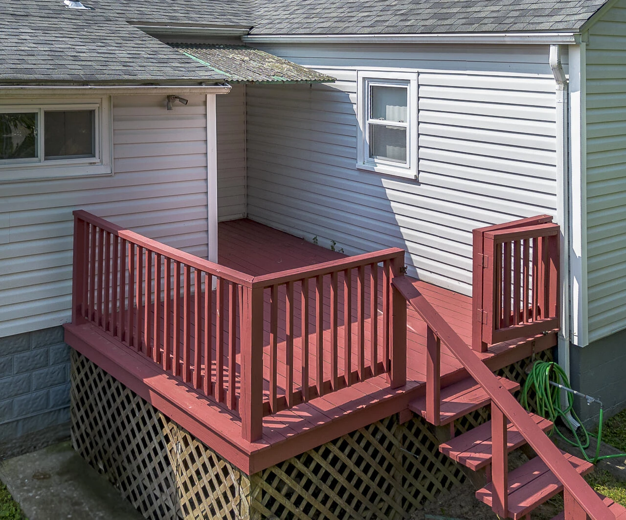 301 Walker St - Photo 9