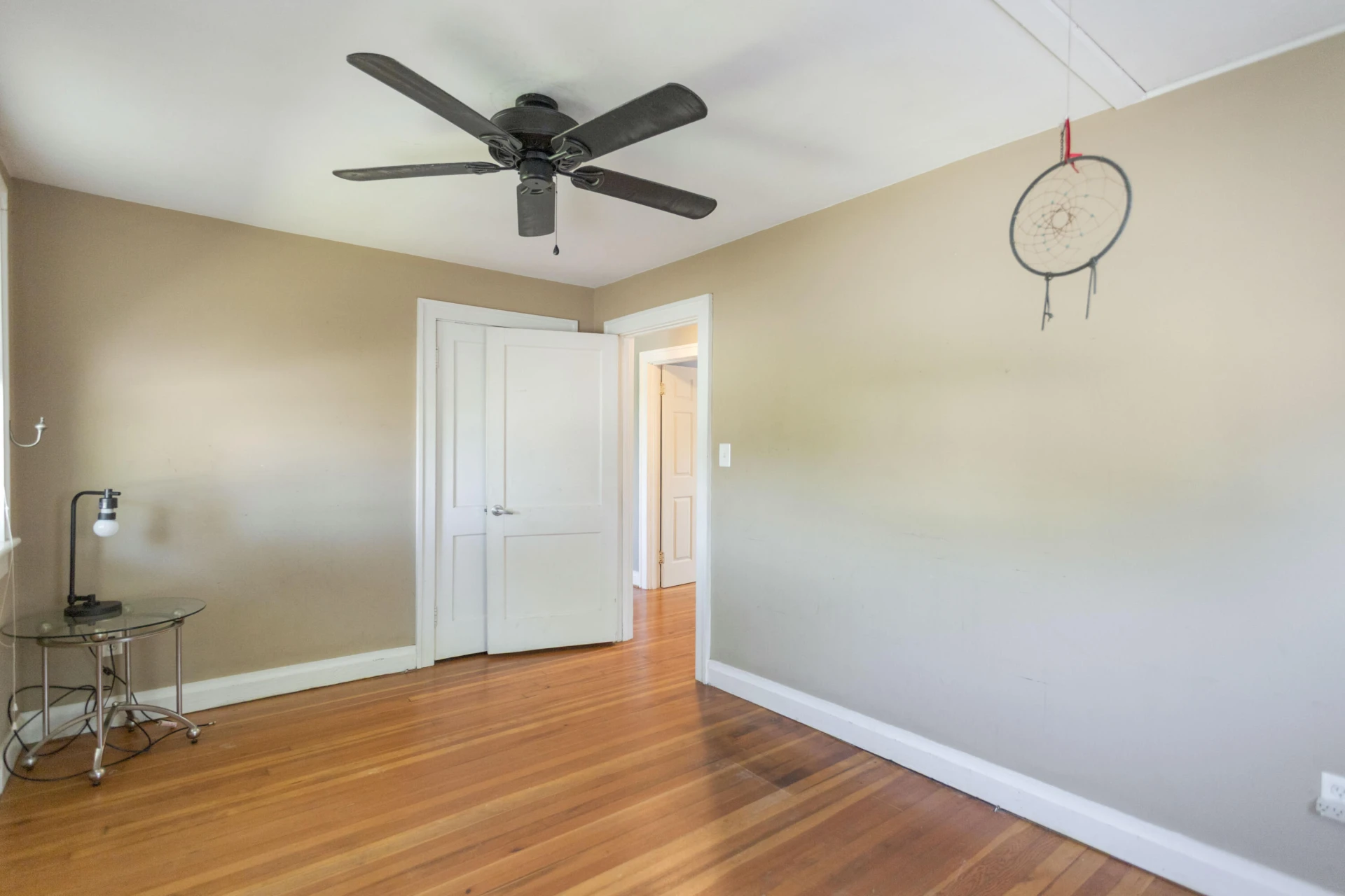 306 Walker St - Photo 13