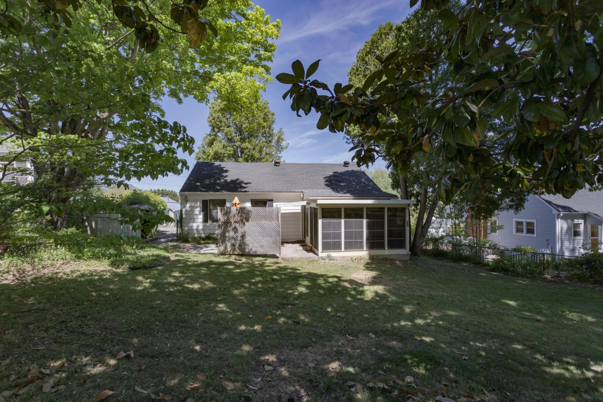 306 Walker St - Photo 19