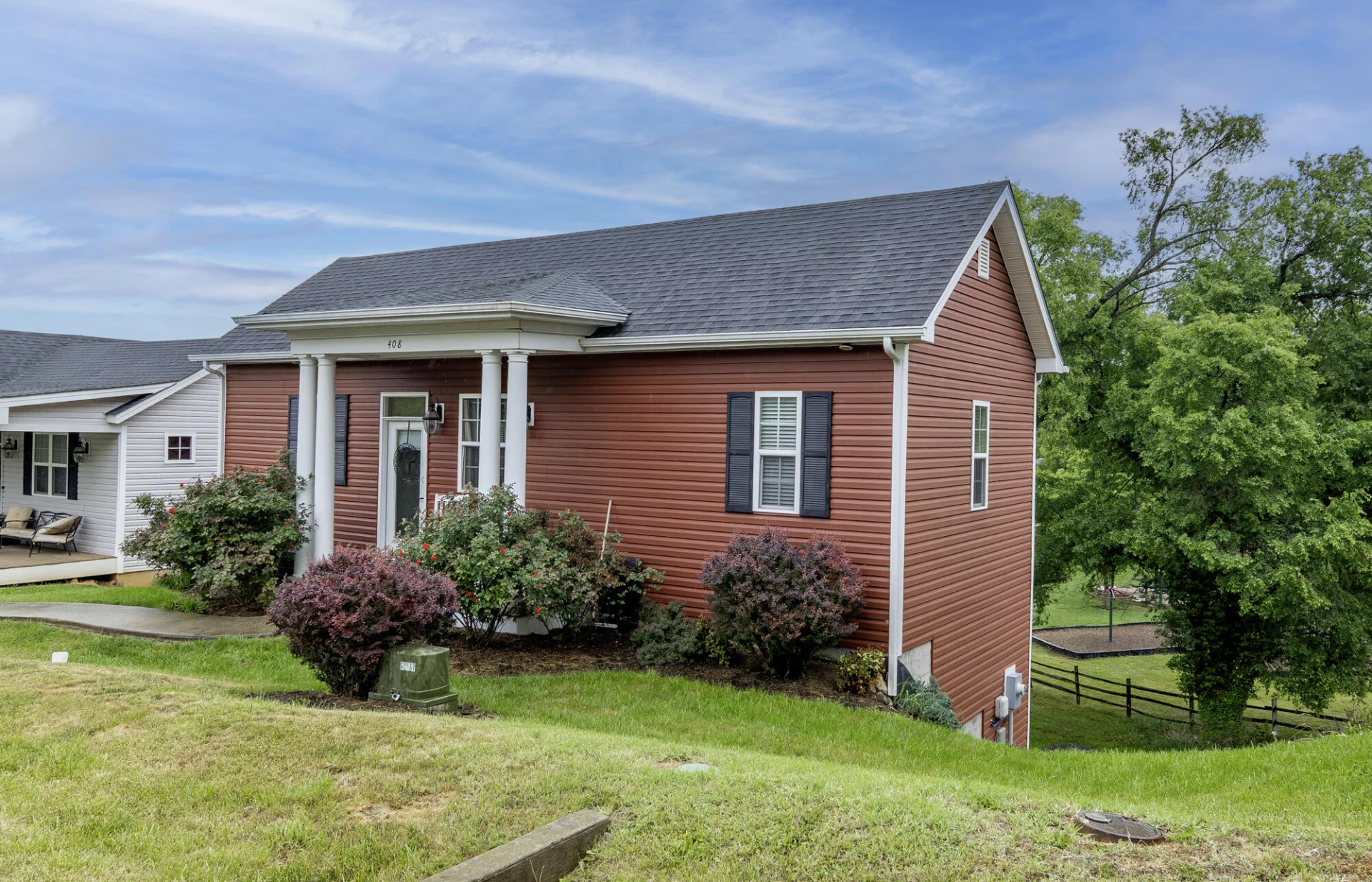 408 Evans Dr - Photo 3