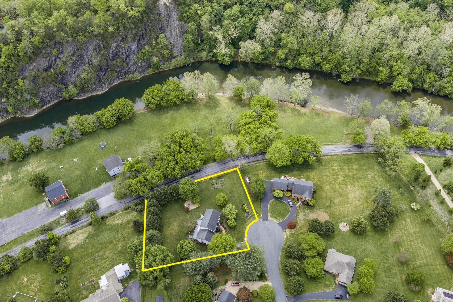 3 River Pl - Photo 15