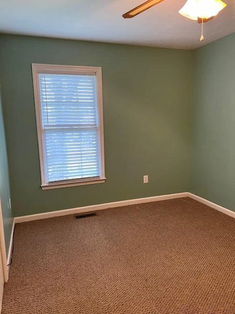 536 FAIRVIEW Pl - Photo 11
