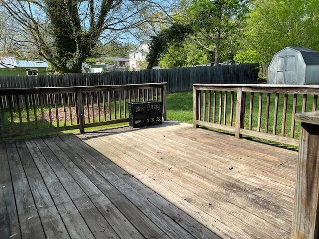 536 FAIRVIEW Pl - Photo 2