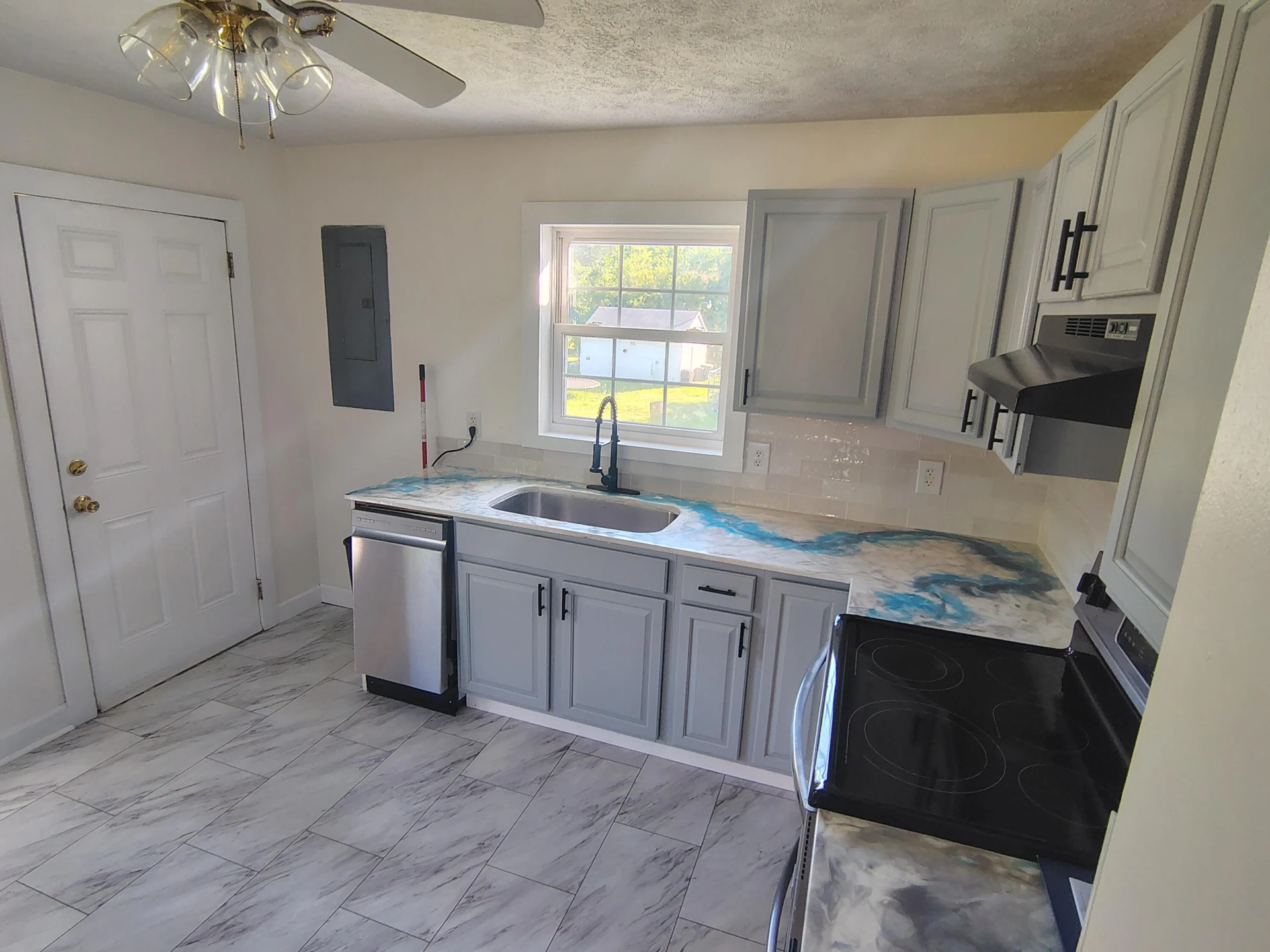 609 Fitzlee St - Photo 15