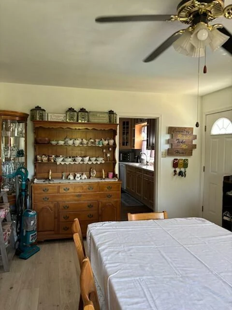 217 E Spruce St E - Photo 11