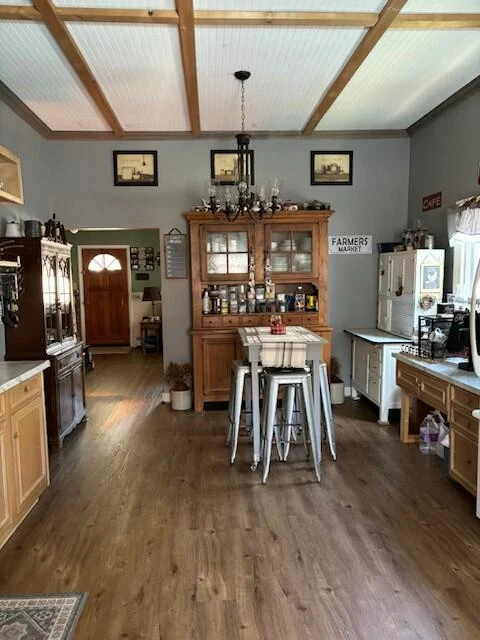 217 E Spruce St E - Photo 8