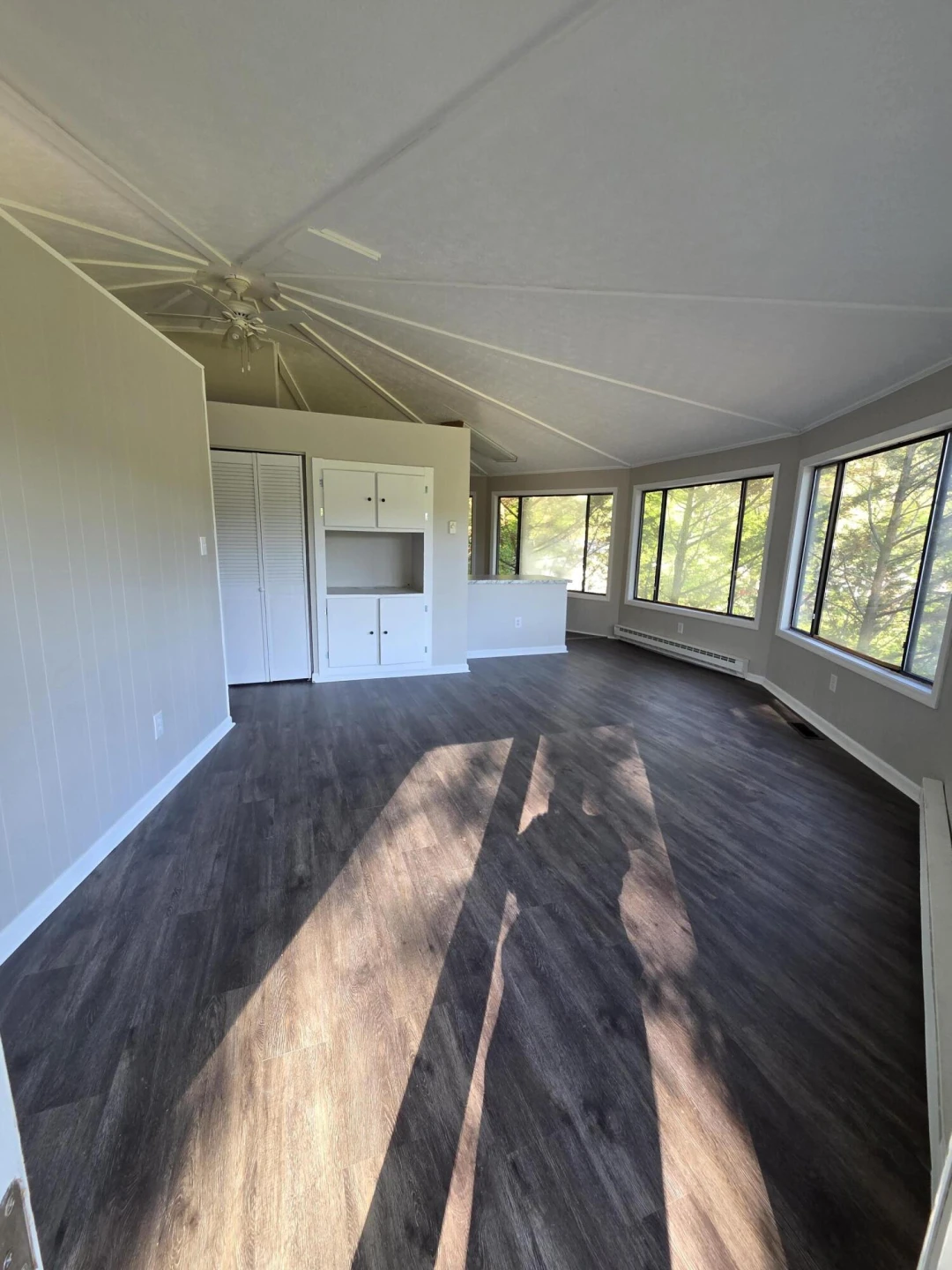 105 Clearwater Dr - Photo 2