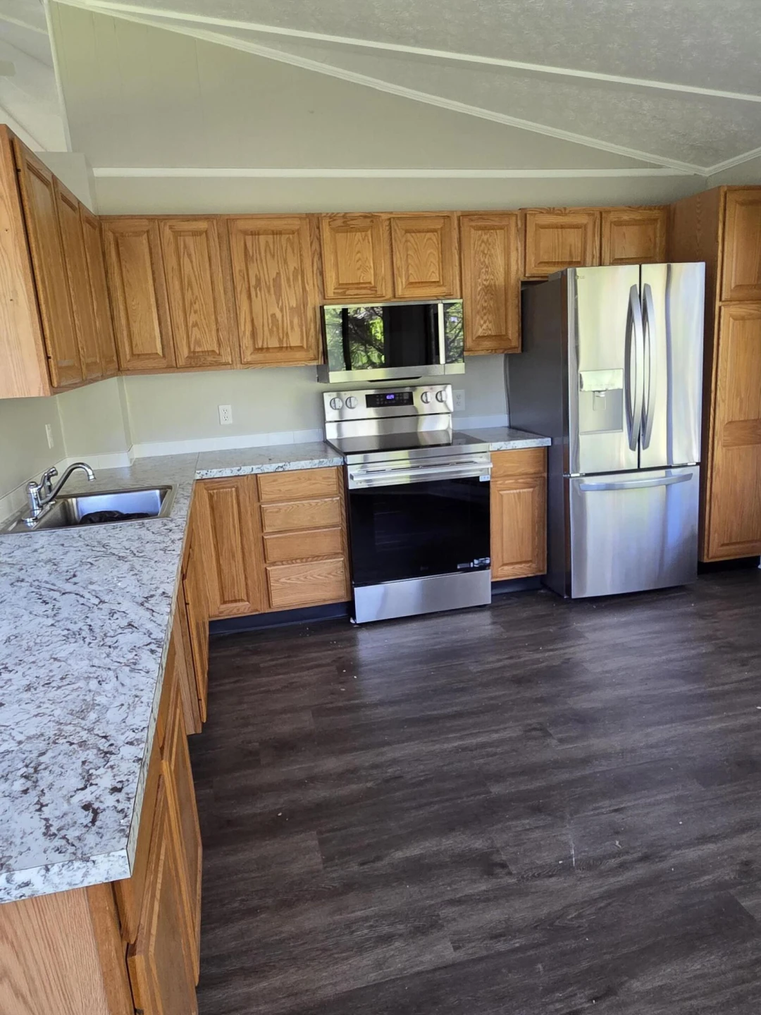 105 Clearwater Dr - Photo 4